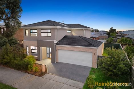 Property photo of 19 Ranfurlie Boulevard Cranbourne West VIC 3977