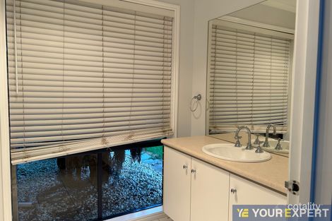 Property photo of 31 Silver Creek Drive Lynbrook VIC 3975