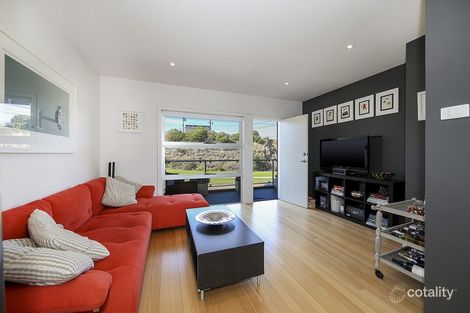 Property photo of 4/14 Memorial Drive The Hill NSW 2300