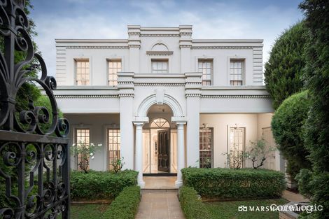 Property photo of 11 Selborne Road Toorak VIC 3142