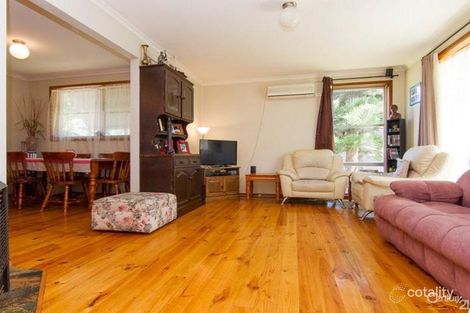 Property photo of 4 Wallowa Crescent Frankston North VIC 3200