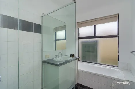 Property photo of 11 Bradman Drive Butler WA 6036