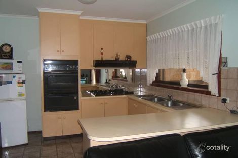 Property photo of 28 Kings Road St Albans VIC 3021