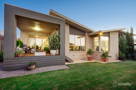 34 Leigh Rd, Highton, VIC 3216