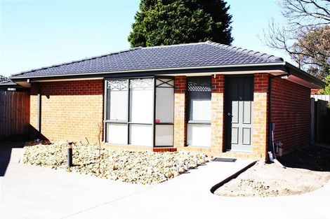 Property photo of 11/3A Baileyana Drive Endeavour Hills VIC 3802