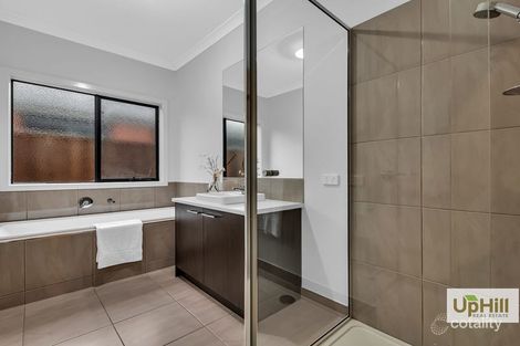 Property photo of 34 Dodson Road Officer VIC 3809