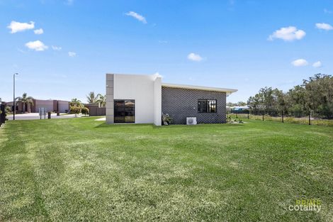 Property photo of 5 Songbird Place Urraween QLD 4655