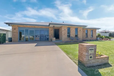 11 Severn Cir, Dubbo, NSW 2830