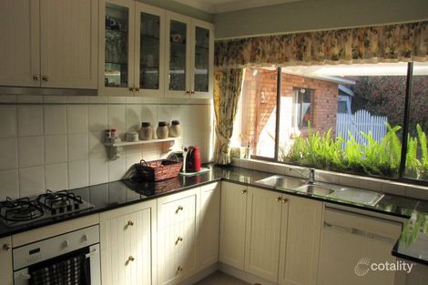 Property photo of 28 William Wilkins Crescent Isaacs ACT 2607
