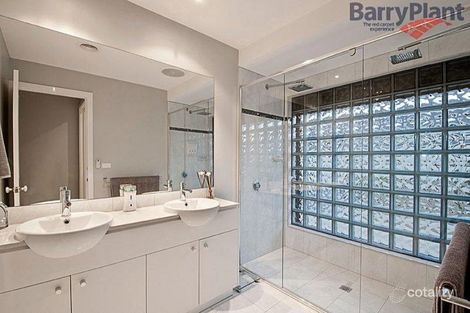 Property photo of 1 Brown Avenue Altona Meadows VIC 3028