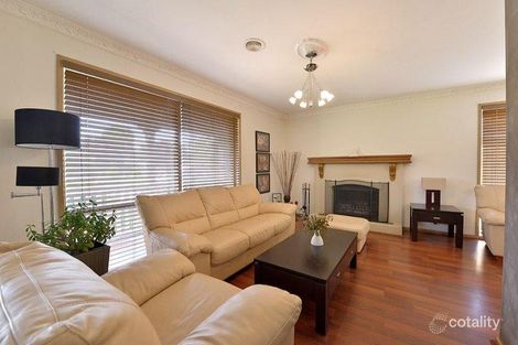 Property photo of 19 Lakesfield Drive Lysterfield VIC 3156