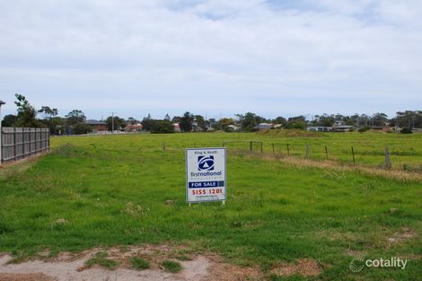 24 Golf Links Rd, Lakes Entrance, VIC 3909