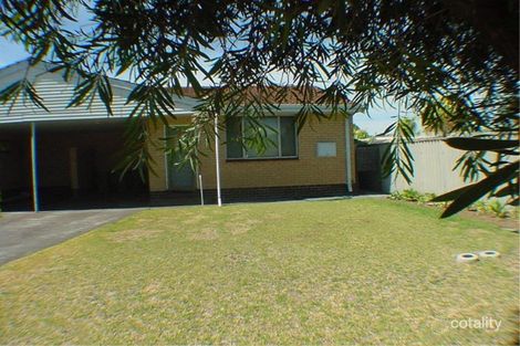 17b Paringa St, Morley, WA 6062