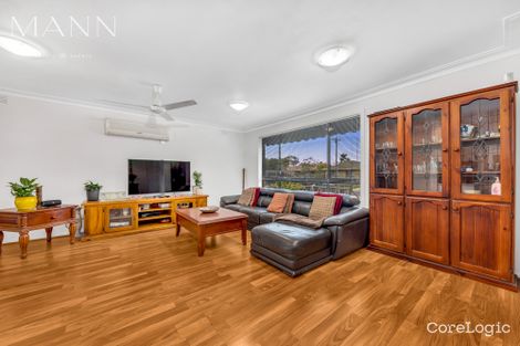 Property photo of 18 Wattleglen Street Craigieburn VIC 3064