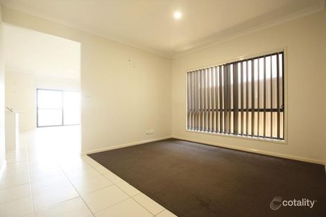 Property photo of 12 Kelly Street Oran Park NSW 2570