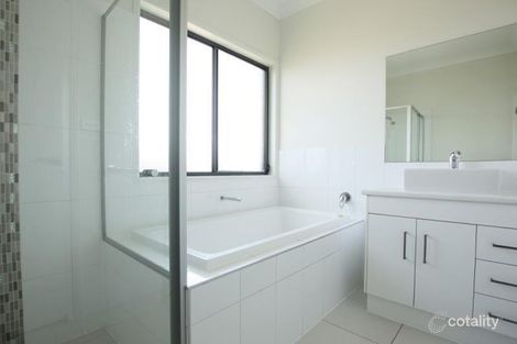 Property photo of 12 Kelly Street Oran Park NSW 2570