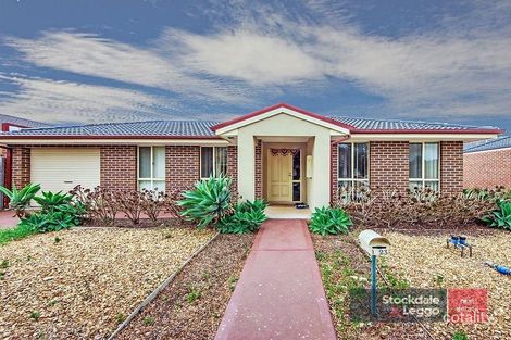 Property photo of 1/23 Carissa Circuit Werribee VIC 3030