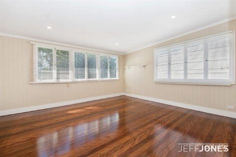 Property photo of 92 Cavendish Road Coorparoo QLD 4151