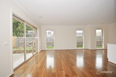 Property photo of 2/33 Elton Road Ferntree Gully VIC 3156