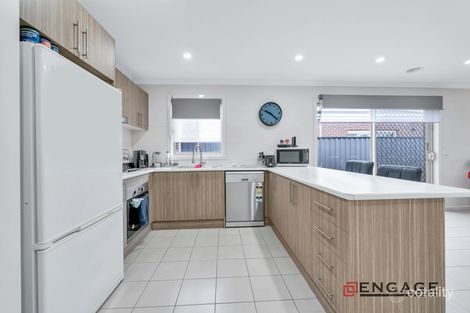 Property photo of 5 Duchess Court Point Cook VIC 3030