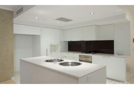 Property photo of 1716/1 Rialto Quay Drive Hope Island QLD 4212