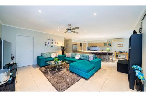Property photo of 106 Sheehan Avenue Hope Island QLD 4212