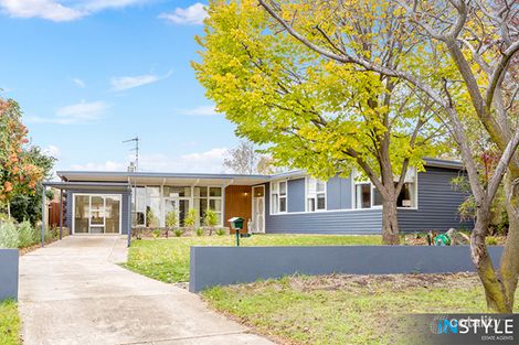Property photo of 24 Amaroo Place Yass NSW 2582