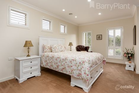 Property photo of 11 Poppy Place Point Cook VIC 3030