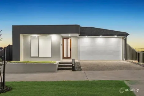 52 Brown Bvd, Donnybrook, VIC 3064