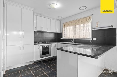 Property photo of 1 Tudor Place Melton West VIC 3337