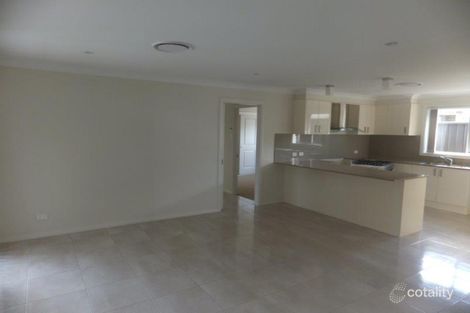 Property photo of 30 Collett Circuit Appin NSW 2560