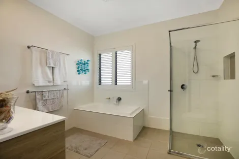 Property photo of 8 Sherwin Crescent Renwick NSW 2575