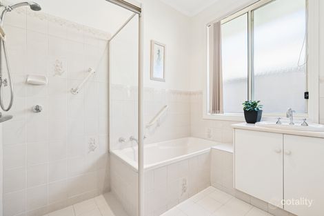 Property photo of 37 Wattle Avenue Hove SA 5048