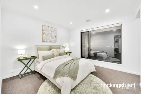Property photo of 20 Lamington Walk Wollert VIC 3750