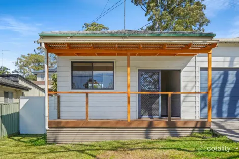 Property photo of 2 Bellbowrie Avenue Narara NSW 2250