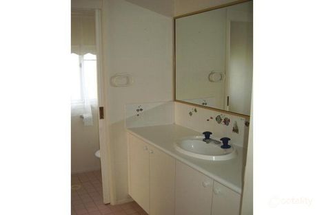 Property photo of 26 Wollaton Grove Oakhurst NSW 2761