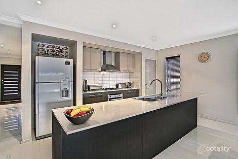 Property photo of 31 Bedervale Loop Doreen VIC 3754