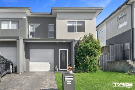 22 Mellish Pde, Glenfield, NSW 2167