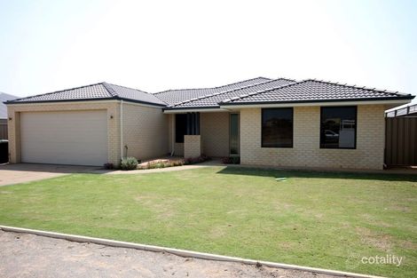 32 Ocean Queen Dr, Wandina, WA 6530