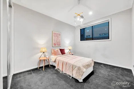 Property photo of 20 Almendra Avenue Burnside VIC 3023
