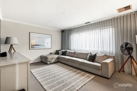 Property photo of 8 Franklin Road Mount Duneed VIC 3217