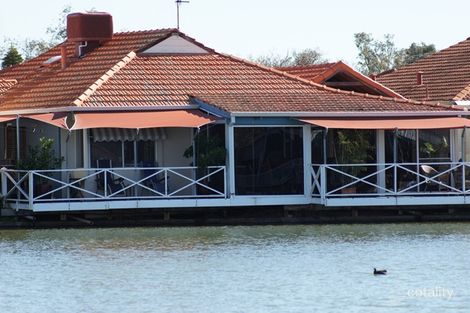 4 Foreshore Cove, South Yunderup, WA 6208