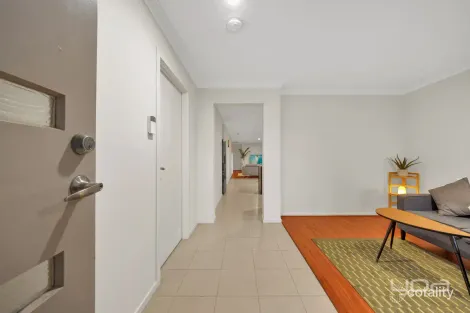 Property photo of 194 Saltwater Promenade Point Cook VIC 3030