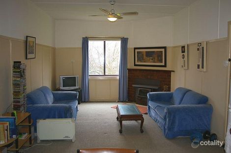 Property photo of 1 Bowen Street Woodend VIC 3442