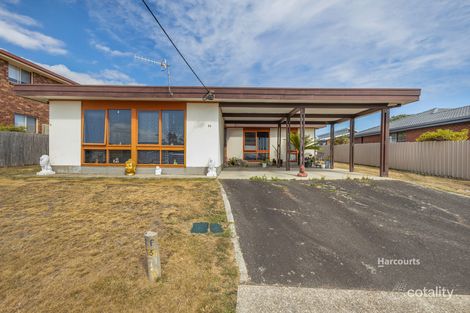 Property photo of 1/24 Pineleigh Street Penguin TAS 7316