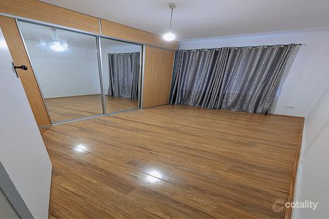 Property photo of 16 Foyle Avenue Birrong NSW 2143