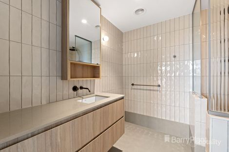 101/16 Clay Dr, Doncaster, VIC 3108