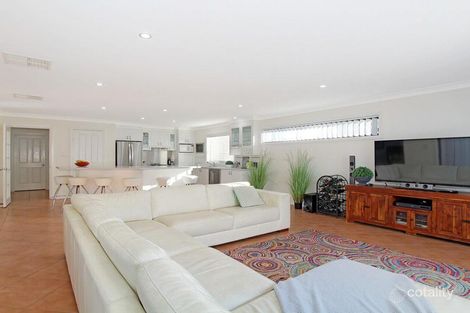 Property photo of 26 The Retreat Hillvue NSW 2340
