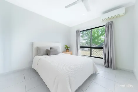 Property photo of 7 Delissaville Place Rosebery NT 0832