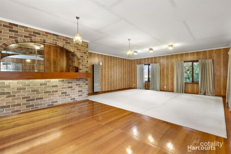 Property photo of 19 Panoramic Grove Glen Waverley VIC 3150